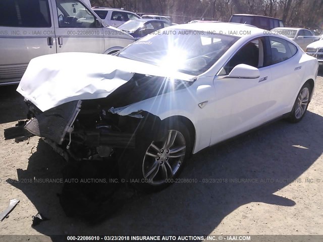 5YJSA1CN5DFP07721 - 2013 TESLA MODEL S WHITE photo 2