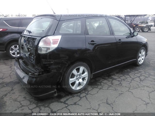 2T1KR32E55C431441 - 2005 TOYOTA COROLLA MATRIX XR BLACK photo 4