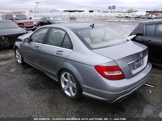 WDDGF4HB7EA967514 - 2014 MERCEDES-BENZ C 250 GRAY photo 3