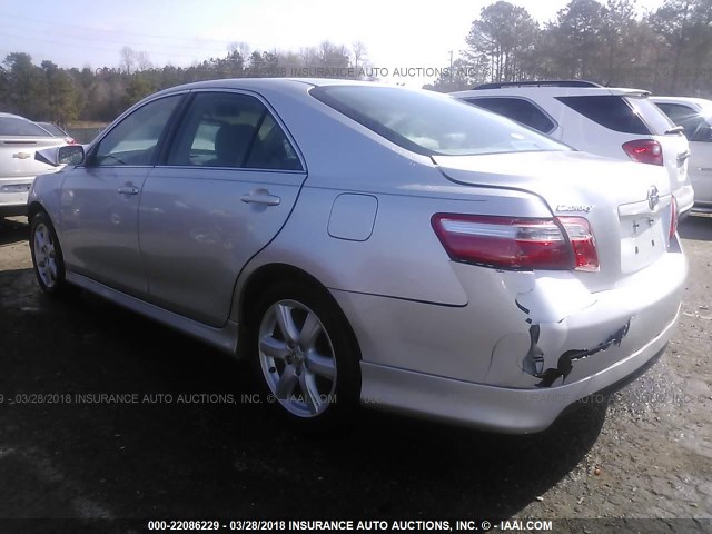 4T1BE46K09U347176 - 2009 TOYOTA CAMRY SE/LE/XLE SILVER photo 3