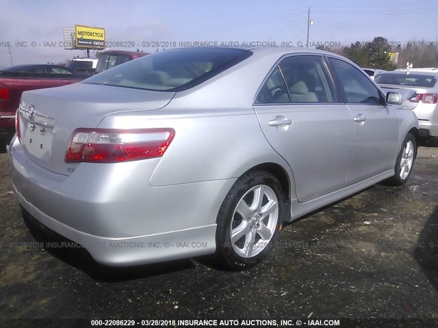 4T1BE46K09U347176 - 2009 TOYOTA CAMRY SE/LE/XLE SILVER photo 4