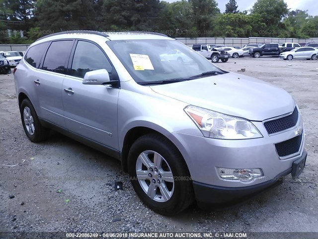 1GNLRGED1AS132138 - 2010 CHEVROLET TRAVERSE LT SILVER photo 1