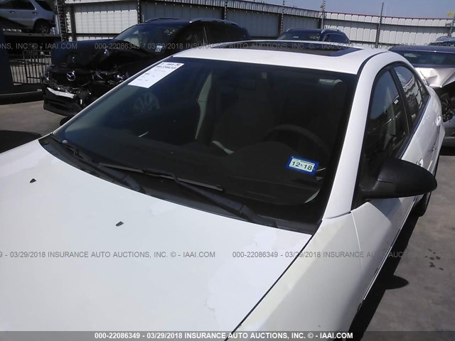 1G2ZG58N774117422 - 2007 PONTIAC G6 SE WHITE photo 6