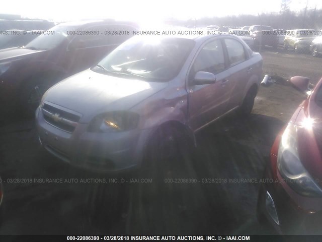 KL1TD56668B021596 - 2008 CHEVROLET AVEO LS SILVER photo 2