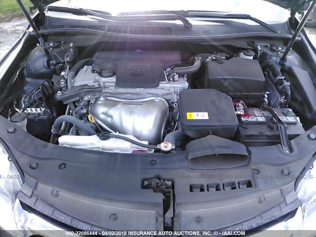 4T1BF1FKXHU739320 - 2017 TOYOTA CAMRY LE/XLE/SE/XSE BLUE photo 10