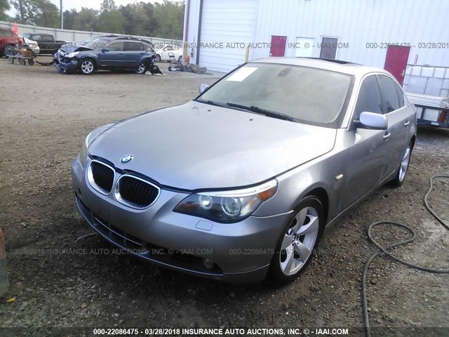 WBANA53595B861287 - 2005 BMW 525 I GRAY photo 2