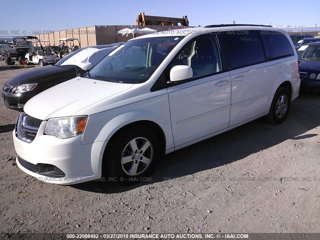 2C4RDGCG0CR264116 - 2012 DODGE GRAND CARAVAN SXT WHITE photo 2