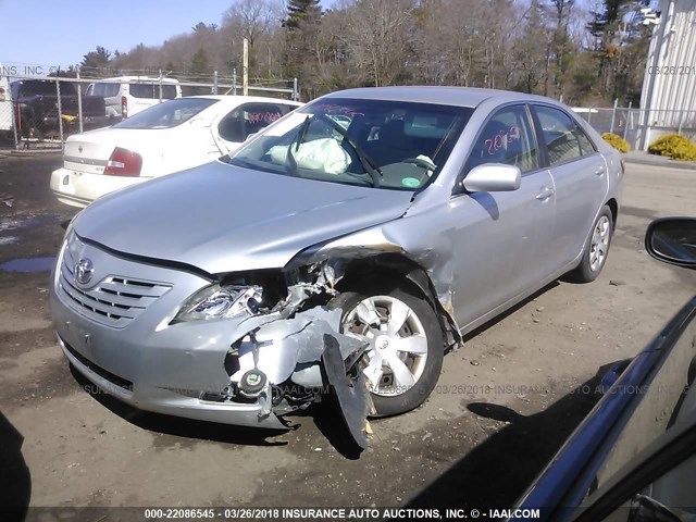 JTNBE46K373033203 - 2007 TOYOTA CAMRY NEW GENERAT CE/LE/XLE/SE SILVER photo 2