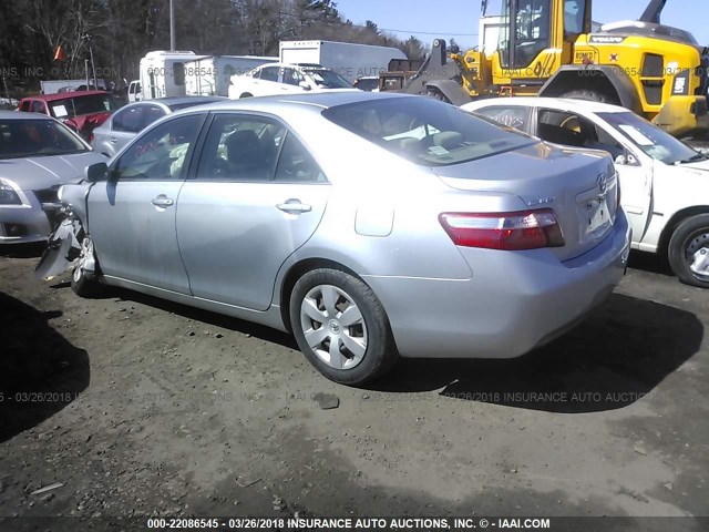 JTNBE46K373033203 - 2007 TOYOTA CAMRY NEW GENERAT CE/LE/XLE/SE SILVER photo 3