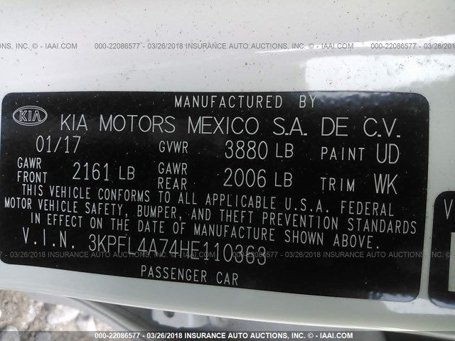 3KPFL4A74HE110363 - 2017 KIA FORTE LX/S WHITE photo 9