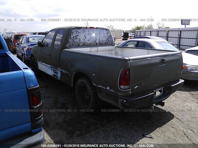 1FTZX1760WKB87210 - 1998 FORD F150 GREEN photo 3