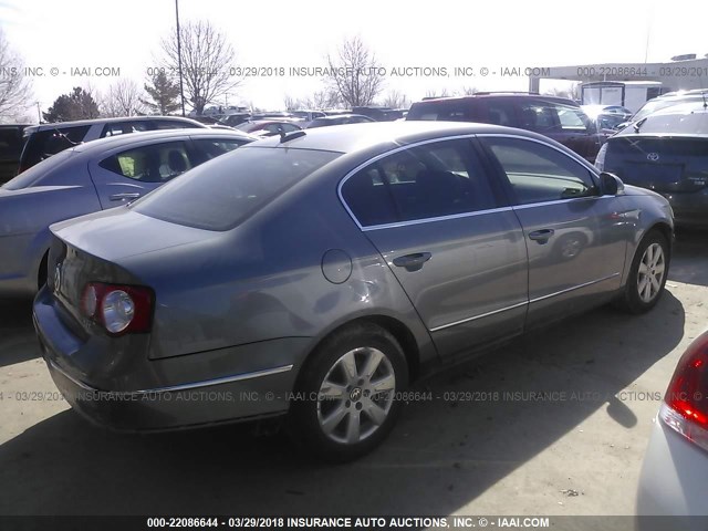 WVWEK93C76P030980 - 2006 VOLKSWAGEN PASSAT 2.0T LUXURY GRAY photo 4