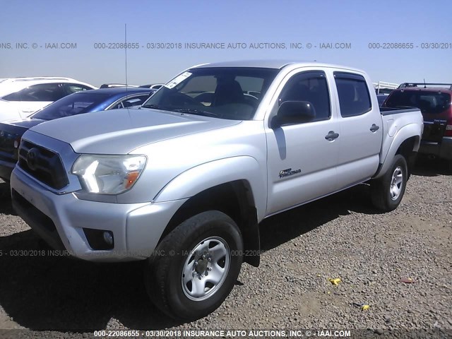 5TFLU4EN6CX047641 - 2012 TOYOTA TACOMA DOUBLE CAB SILVER photo 2