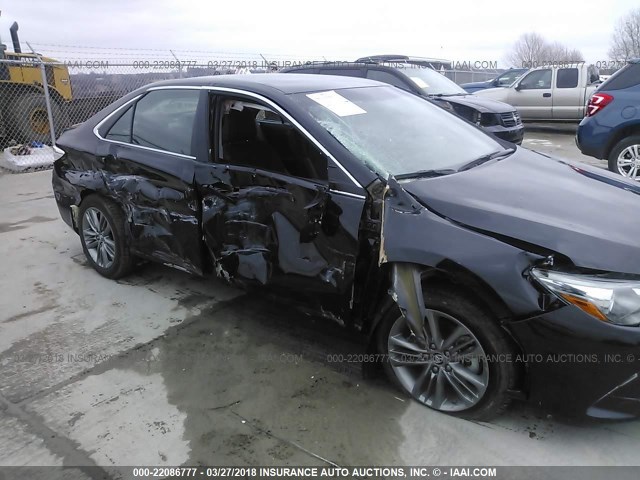 4T1BF1FK9HU422564 - 2017 TOYOTA CAMRY LE/XLE/SE/XSE BLACK photo 6