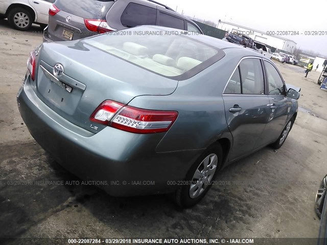 4T1BF3EK4BU751077 - 2011 TOYOTA CAMRY SE/LE/XLE GREEN photo 4