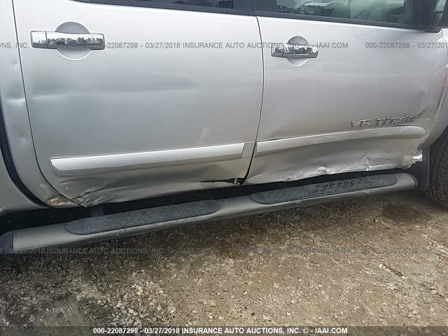 1N6BA07B75N577743 - 2005 NISSAN TITAN XE/SE/LE SILVER photo 6