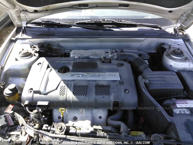 KMHDN45DX3U678284 - 2003 HYUNDAI ELANTRA GLS/GT SILVER photo 10