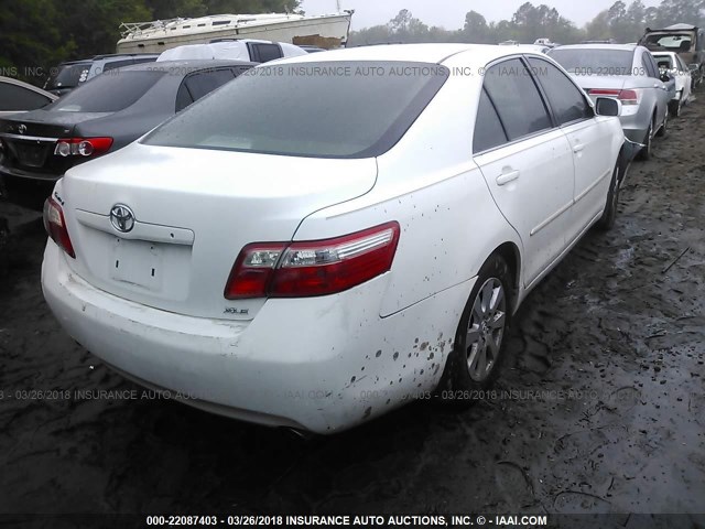 4T1BE46K08U785565 - 2008 TOYOTA CAMRY CE/LE/XLE/SE WHITE photo 4