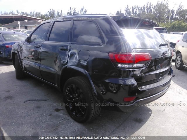 1C4RJEAG6HC953321 - 2017 JEEP GRAND CHEROKEE LAREDO BLACK photo 3