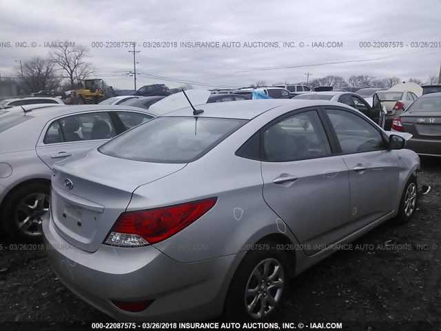 KMHCT4AE8EU636568 - 2014 HYUNDAI ACCENT GLS/GS SILVER photo 4