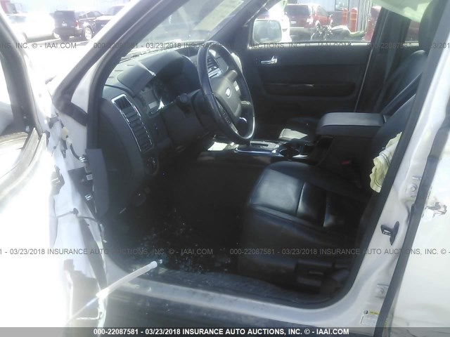 1FMCU0EG7AKC88642 - 2010 FORD ESCAPE LIMITED WHITE photo 5