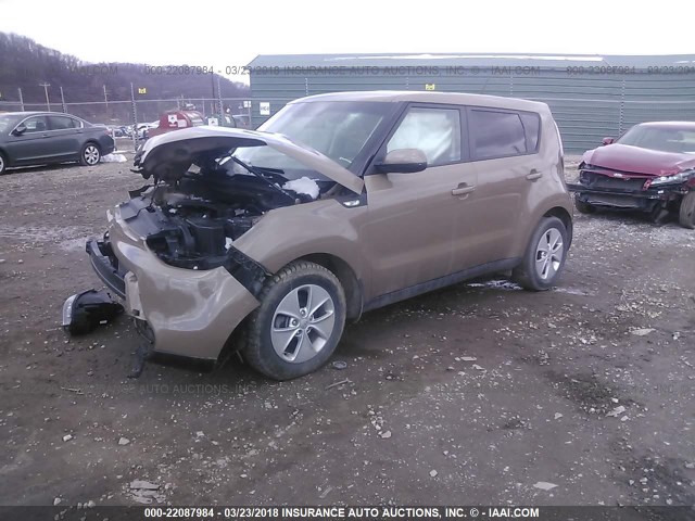 KNDJN2A22E7073628 - 2014 KIA SOUL TAN photo 2