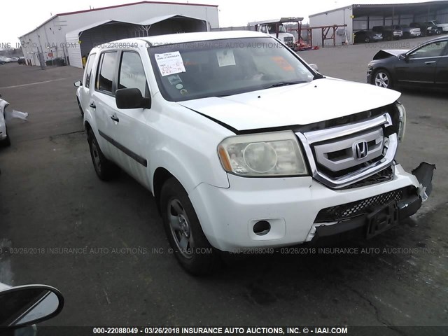 5FNYF4H25BB014477 - 2011 HONDA PILOT LX WHITE photo 1