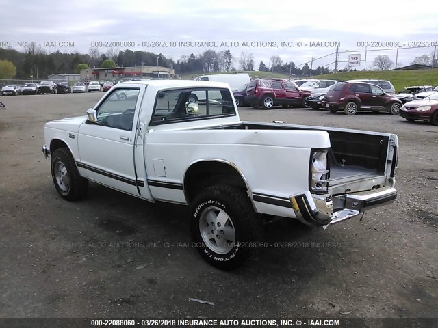 1GCCT14ZXK2109415 - 1989 CHEVROLET S TRUCK S10 WHITE photo 3