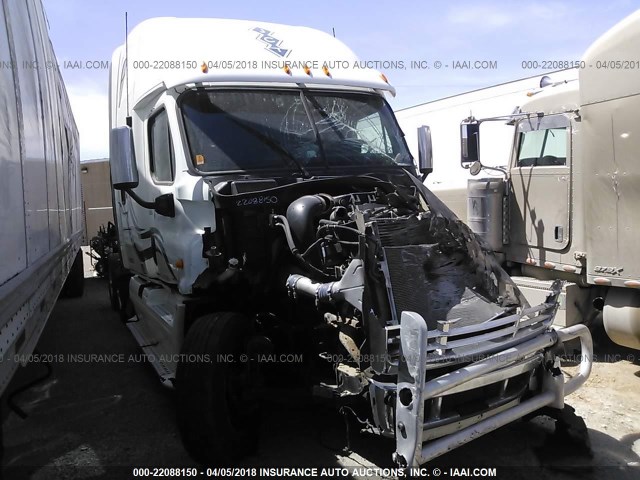 1FUJGLDR4CSBE9232 - 2012 FREIGHTLINER CASCADIA 125  WHITE photo 1
