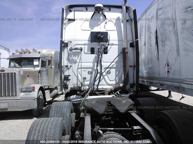 1FUJGLDR4CSBE9232 - 2012 FREIGHTLINER CASCADIA 125  WHITE photo 8