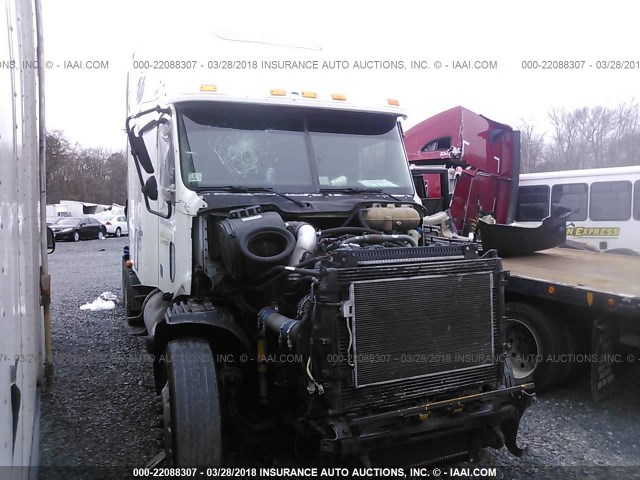 1FUJA6CK46LV99776 - 2006 FREIGHTLINER COLUMBIA COLUMBIA WHITE photo 1