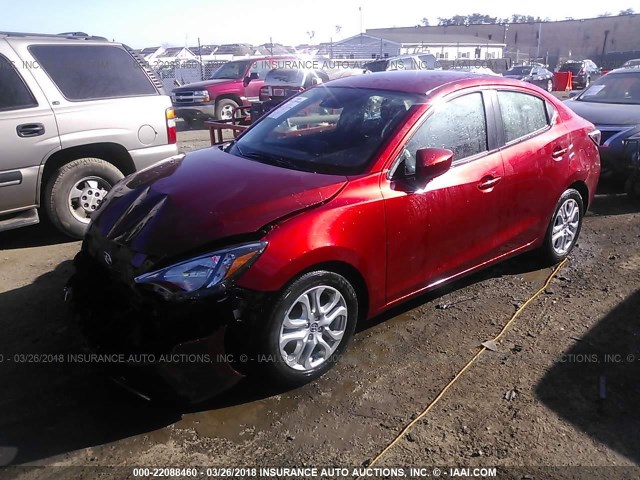 3MYDLBZVXGY106203 - 2016 TOYOTA SCION IA RED photo 2