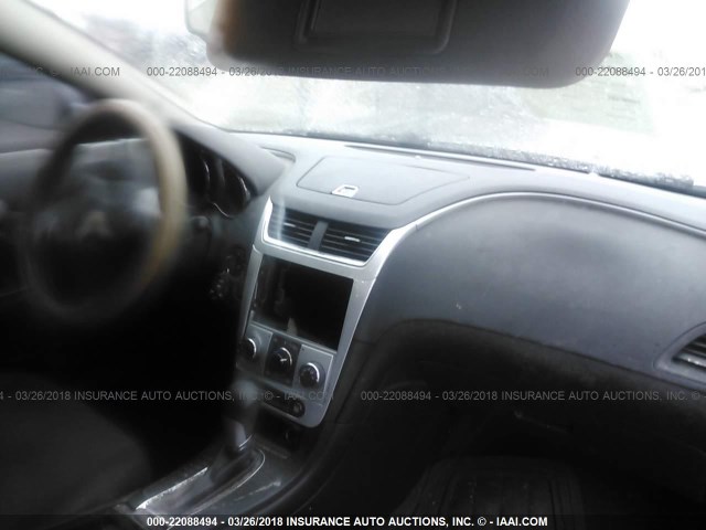 1G1ZC5EU4BF303072 - 2011 CHEVROLET MALIBU 1LT 银色 照片 5