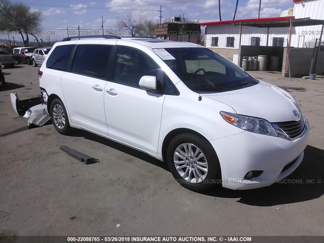 5TDYK3DCXES486064 - 2014 TOYOTA SIENNA XLE/LIMITED WHITE photo 1