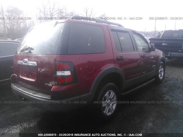 1FMEU73E46UB19256 - 2006 FORD EXPLORER XLT RED photo 4