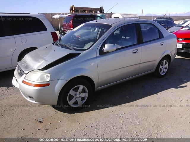 KL1TD52685B469291 - 2005 CHEVROLET AVEO LS SILVER photo 2