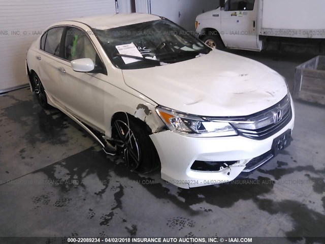 1HGCR2F5XHA192164 - 2017 HONDA ACCORD SPORT WHITE photo 1