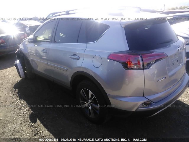 JTMWFREV1JJ161874 - 2018 TOYOTA RAV4 ADVENTURE/XLE 银色 照片 3