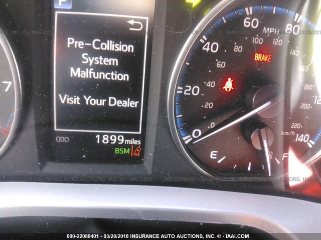 JTMWFREV1JJ161874 - 2018 TOYOTA RAV4 ADVENTURE/XLE 银色 照片 7