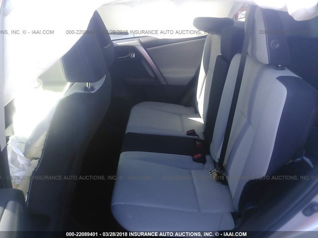 JTMWFREV1JJ161874 - 2018 TOYOTA RAV4 ADVENTURE/XLE 银色 照片 8