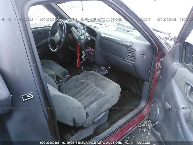 1GCCS14W428166571 - 2002 CHEVROLET S TRUCK S10 Schwarz Foto 5