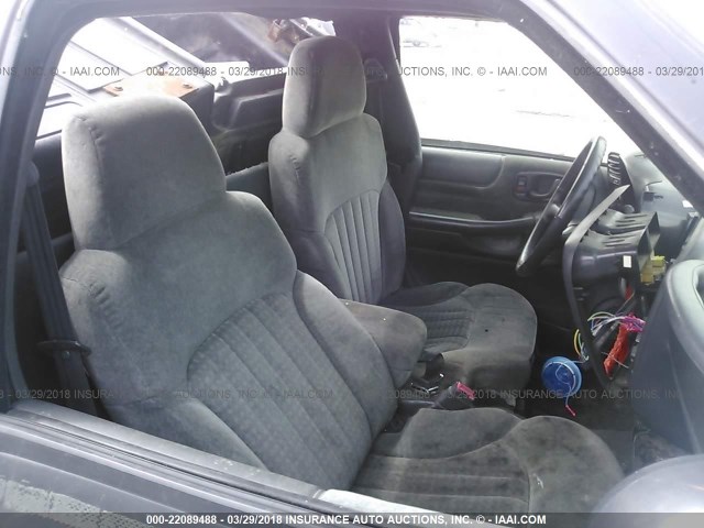 1GCCS14W428166571 - 2002 CHEVROLET S TRUCK S10 Schwarz Foto 8