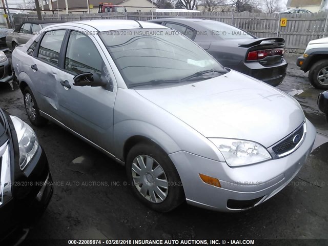 1FAFP34N07W167839 - 2007 FORD FOCUS ZX4/S/SE/SES GRAY photo 1