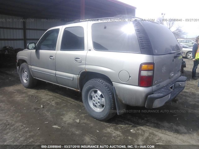 1GNEK13T0YJ199267 - 2000 CHEVROLET TAHOE K1500 SILVER photo 3