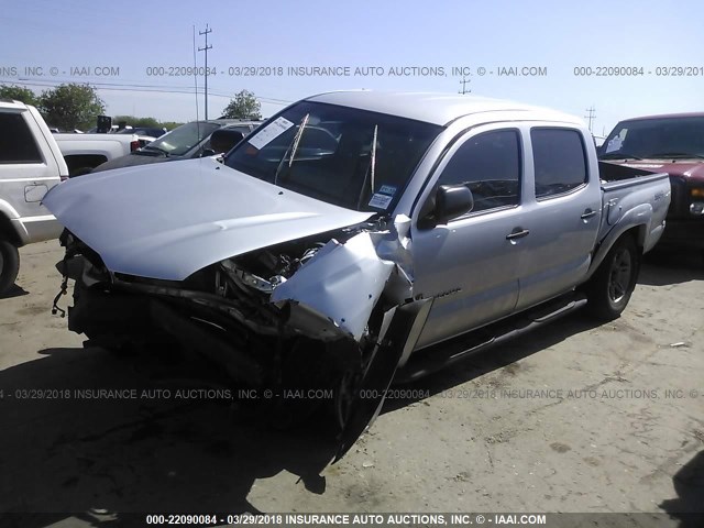 5TFJX4GN2DX018313 - 2013 TOYOTA TACOMA DOUBLE CAB ვერცხლისფერი ფოტო 2