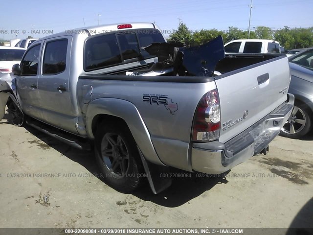 5TFJX4GN2DX018313 - 2013 TOYOTA TACOMA DOUBLE CAB SILVER photo 3