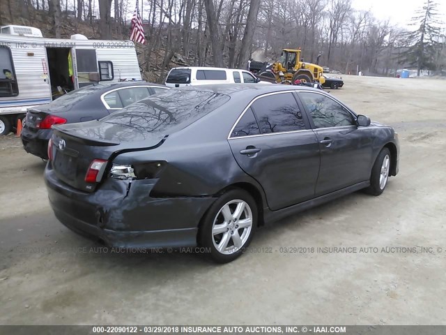 4T1BE46K58U250988 - 2008 TOYOTA CAMRY CE/LE/XLE/SE GRAY photo 4
