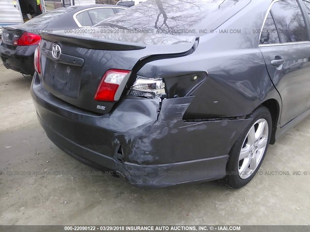 4T1BE46K58U250988 - 2008 TOYOTA CAMRY CE/LE/XLE/SE GRAY photo 6