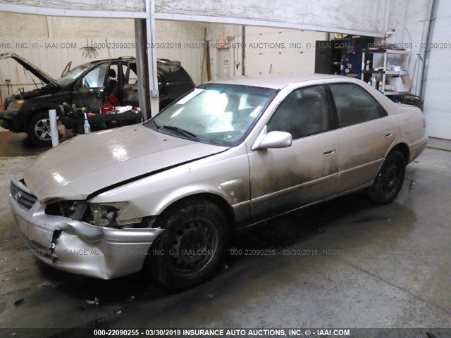 JT2BF22K5Y0239095 - 2000 TOYOTA CAMRY CE/LE/XLE 金色 照片 2