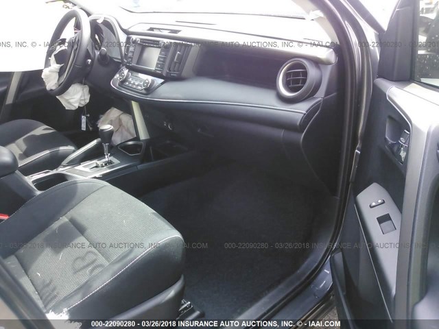 2T3RFREV4JW721434 - 2018 TOYOTA RAV4 ADVENTURE/XLE Boz foto 5